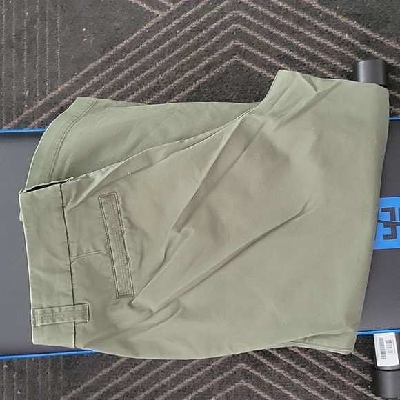 Sonoma Capris Sz 14 Olive Green - Picture 4 of 5